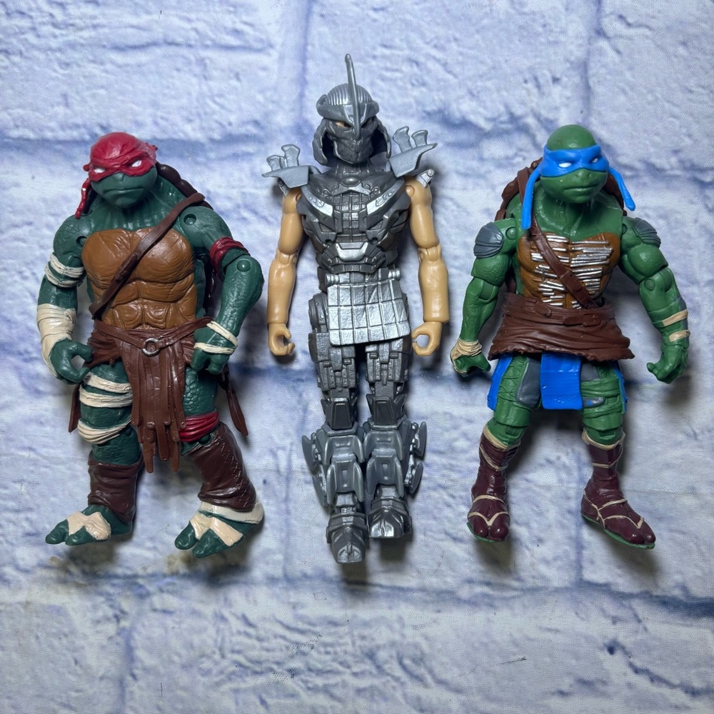 2014 Teenage Mutant Ninja Turtles 5" Action Figures Leonardo Raphael Shredder